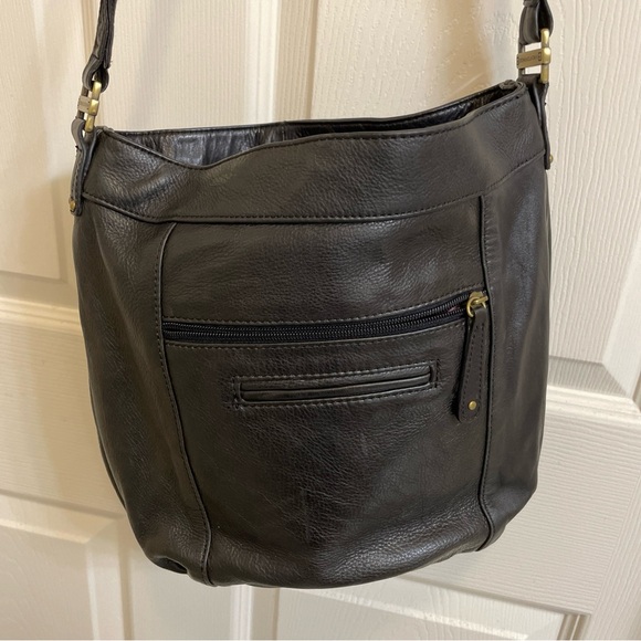 Bag  SALE Crossbody by Stone Mountain in Black Pebbled Leather - Picture 5 of 9